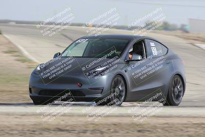 media/Oct-19-2025-Speed Ventures (Sun) [[a6e7fe67be]]/TC B/Session 2 (Outside Grapevine)/